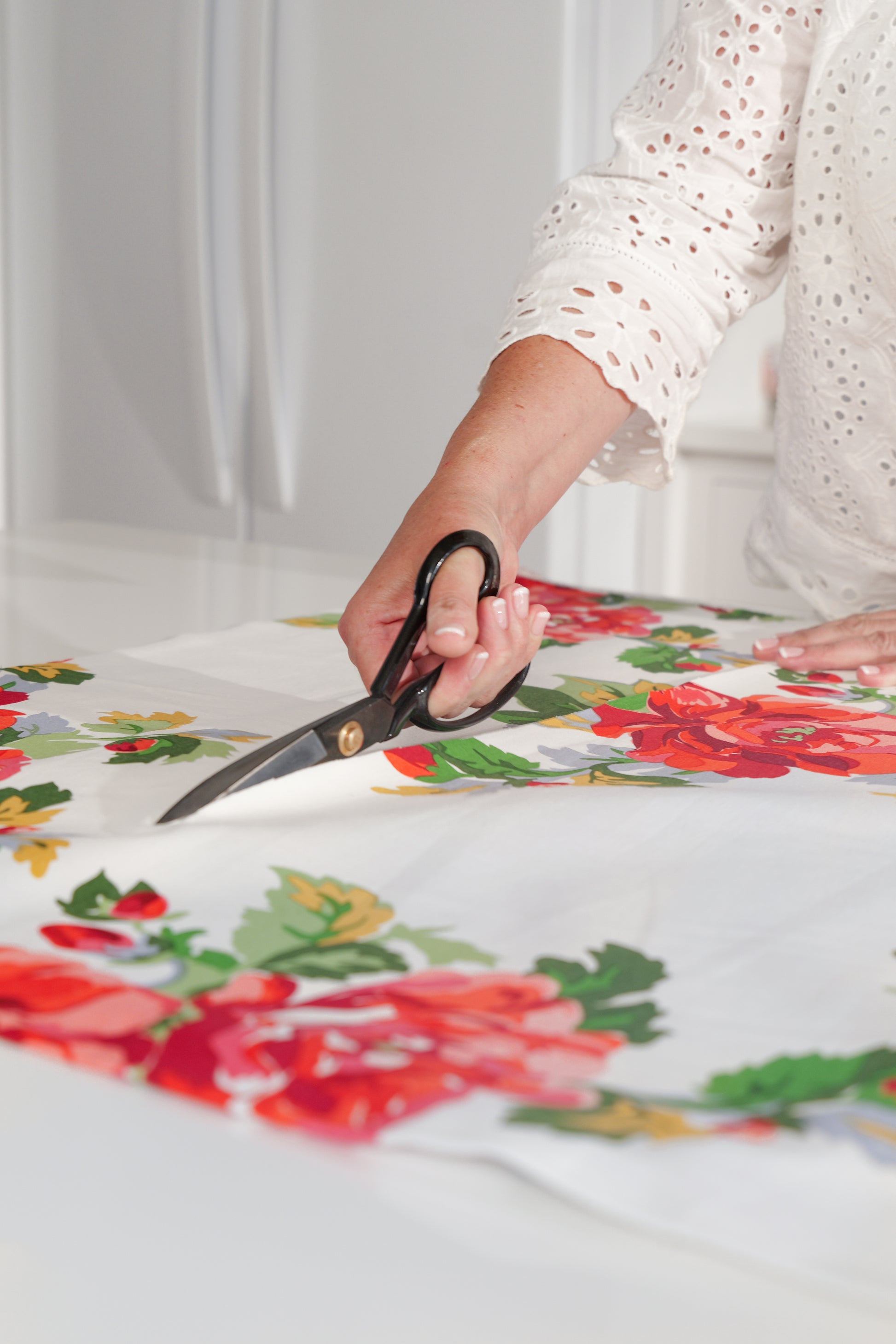 "Hedgerose" Cotton Yardage