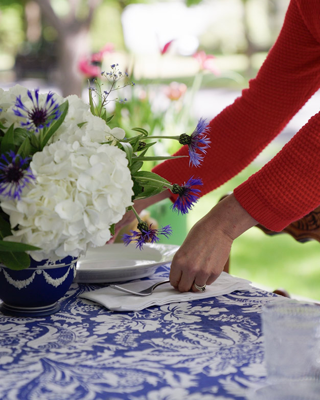 The Arcadia Tablecloth - In Summer Blue